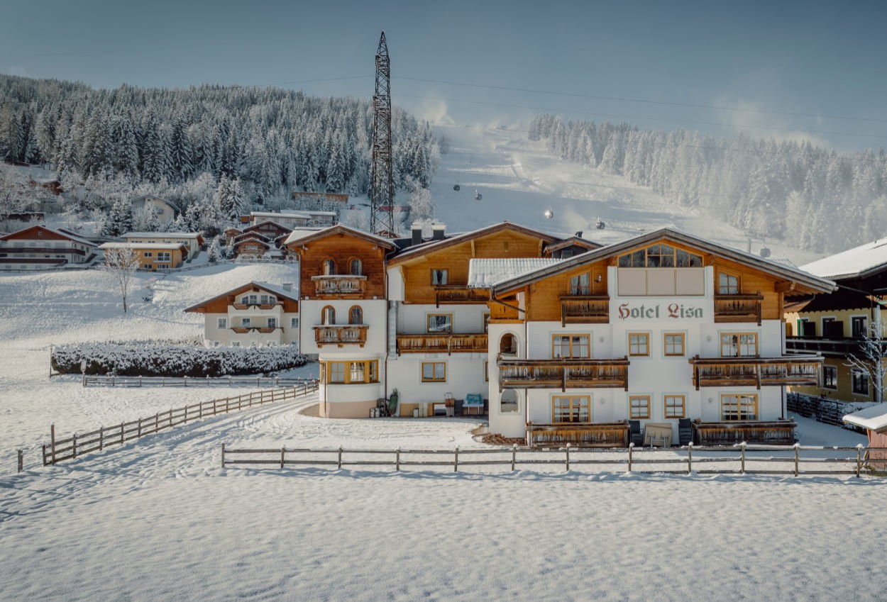 Das Bed & Breakfast Hotel Lisa in Flachau, direkt an der Skipiste in Ski amadé