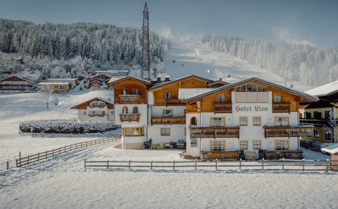 Winteraufnahme des B&B Hotel Garni Lisa