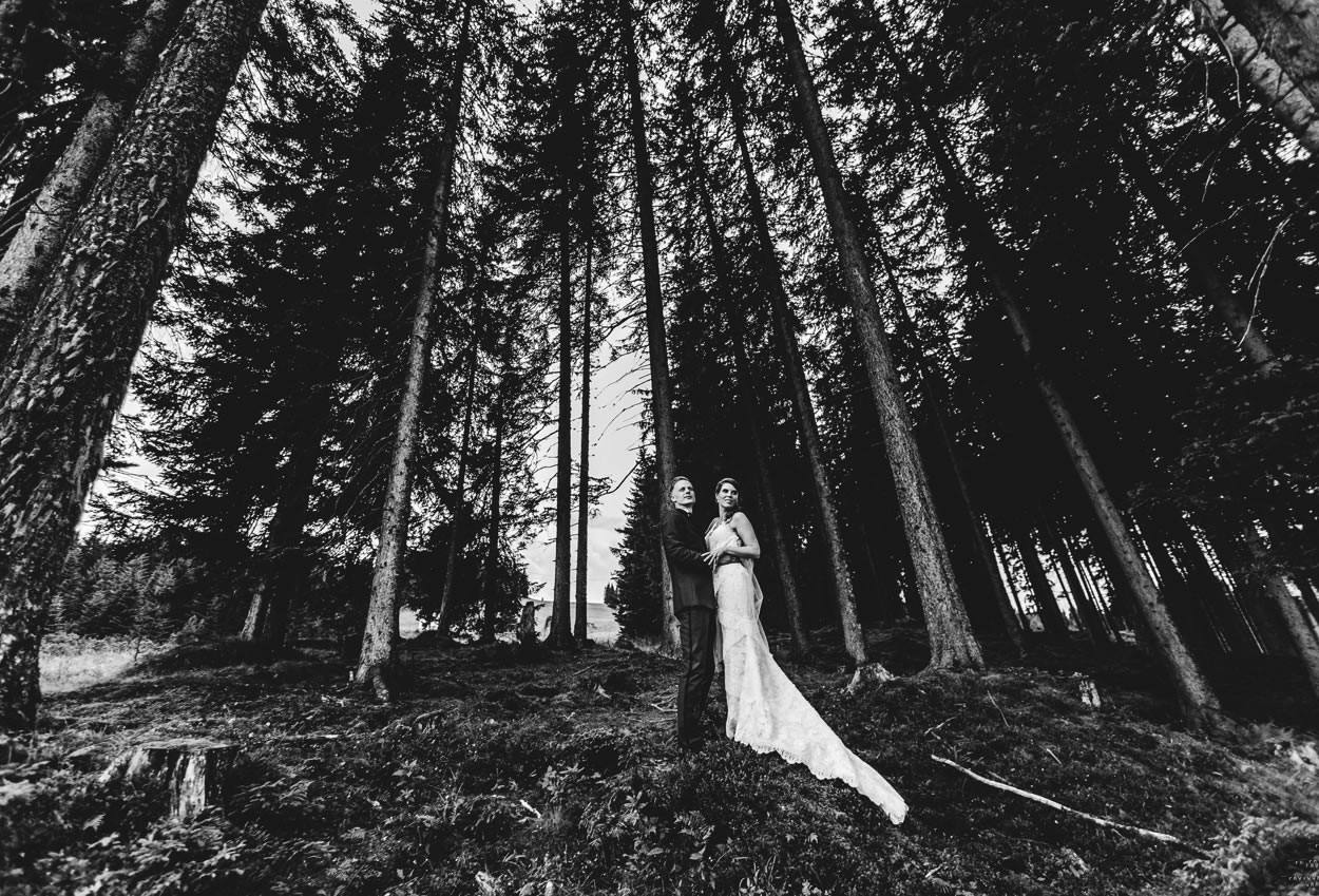 Brautpaar Shooting im Wald