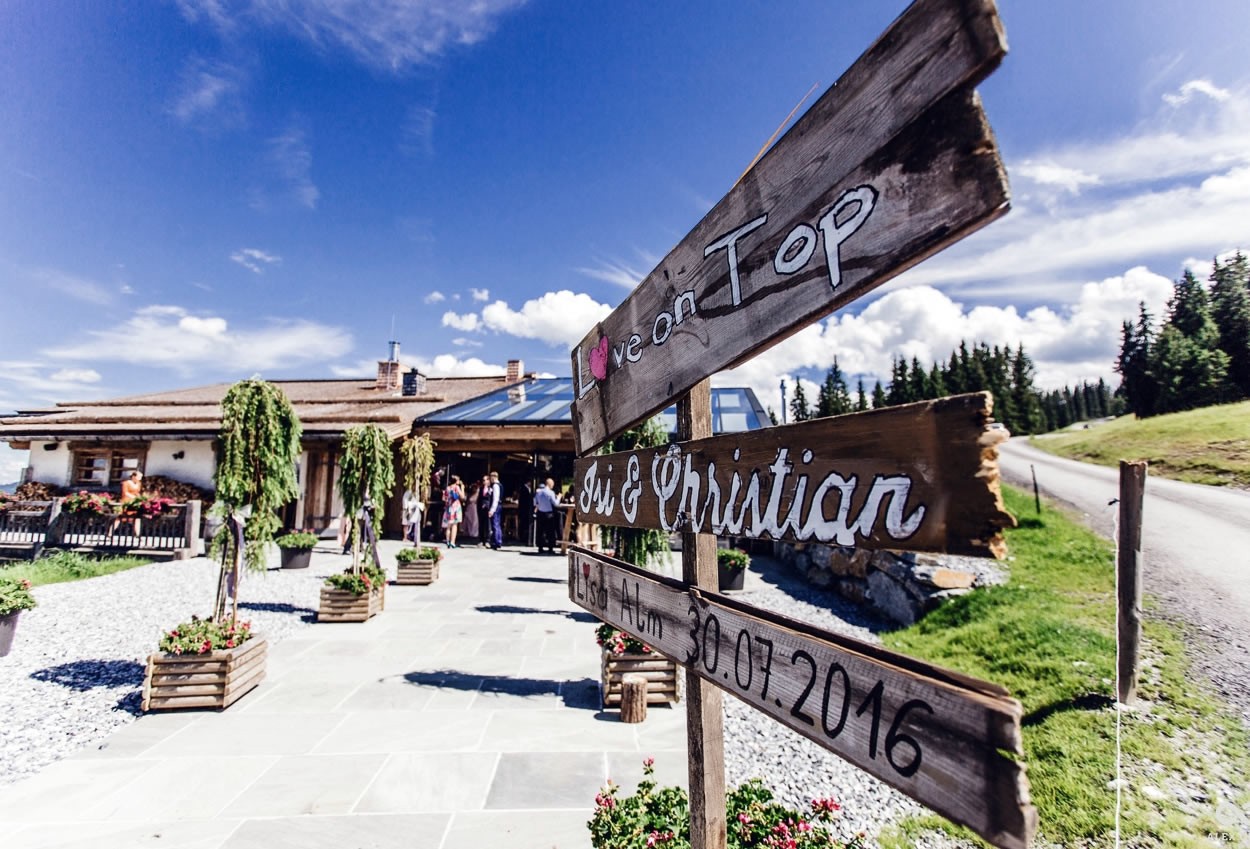 Dekoration und Look - so wie es das Brautpaar wünscht