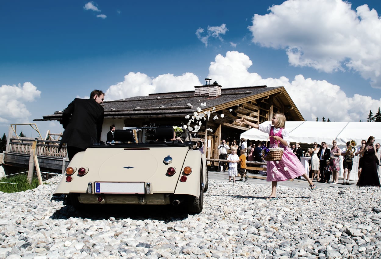 Gefährt Ihrer Wahl - Oldtimer, Pferdekutsche und vieles mehr