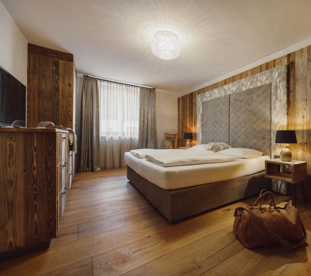 Moderner Alpen-Chic in der Hotel Lisa Suite