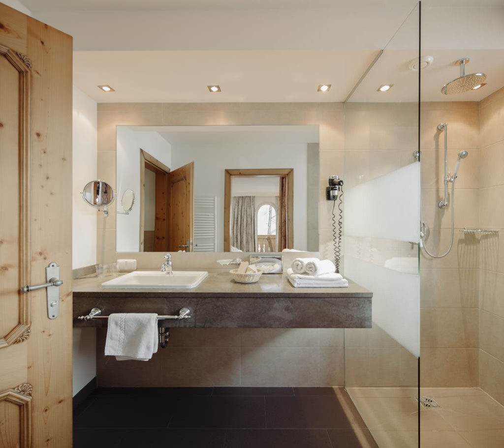 Badezimmer im Turmzimmer